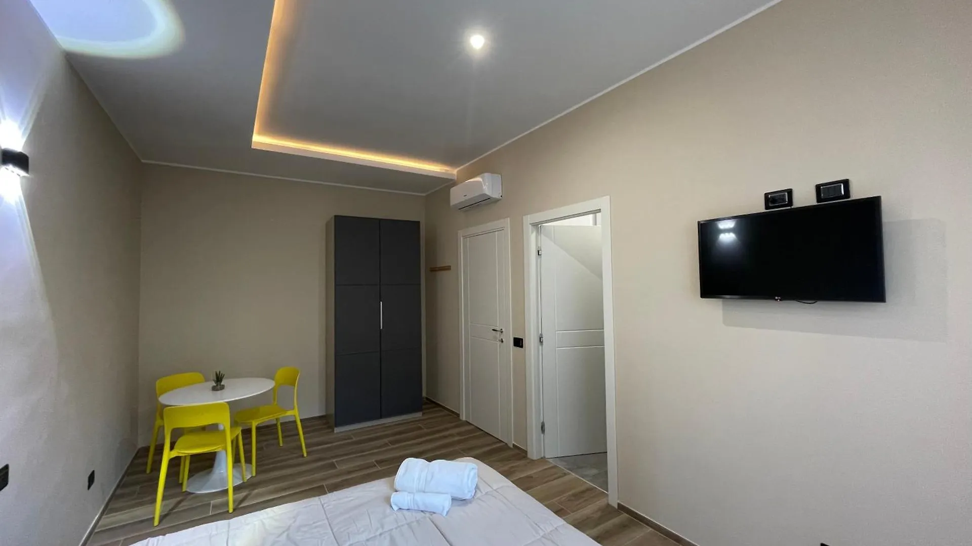 Guest House Design Navigli Milano