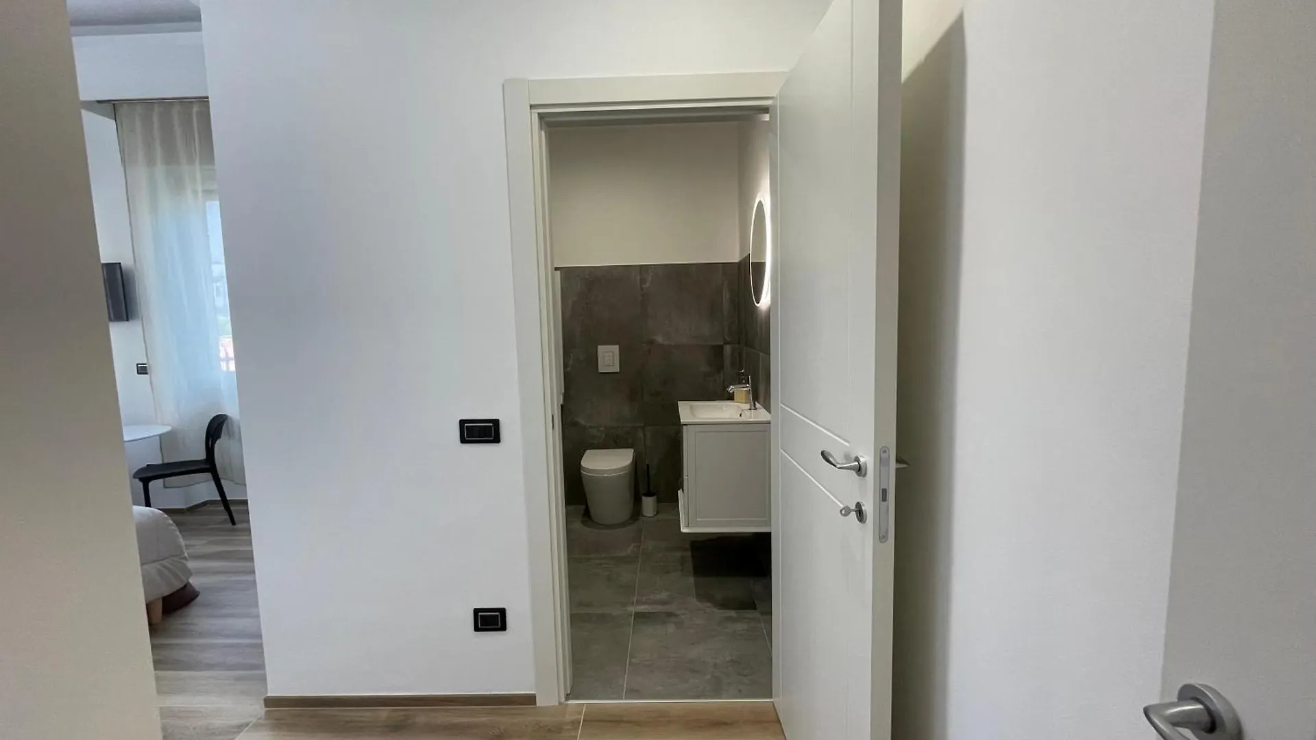 Guest House Design Navigli Milan